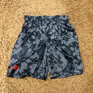 NWT Boys Under Armour Shorts Size‎ 6 Black Casual Outdoors Dry-Fit Youth Kids